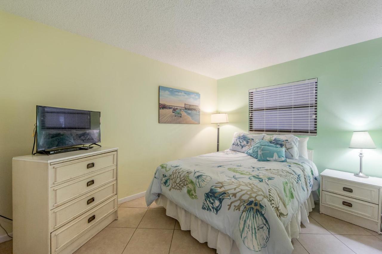 407 Beach Place Condos St. Pete Beach Exterior foto