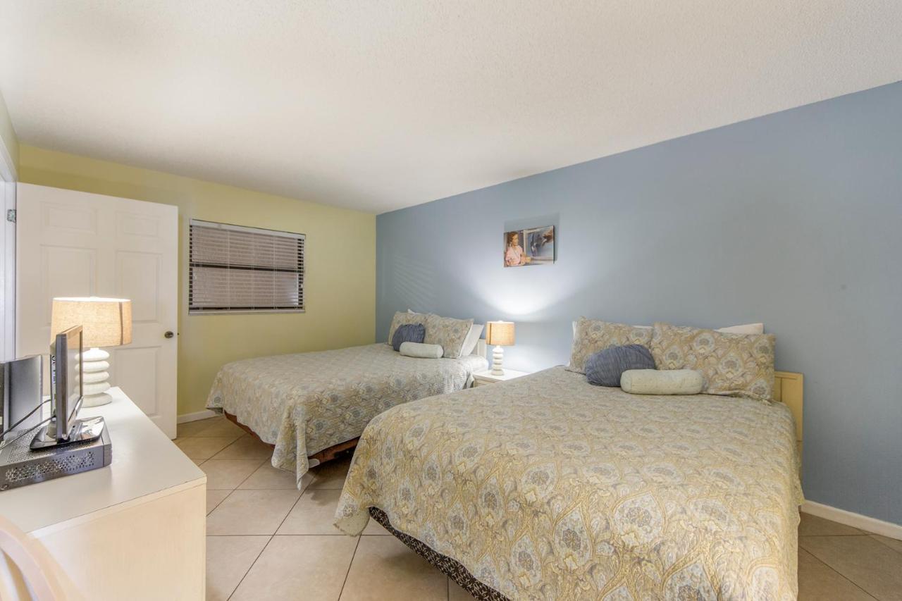 407 Beach Place Condos St. Pete Beach Exterior foto