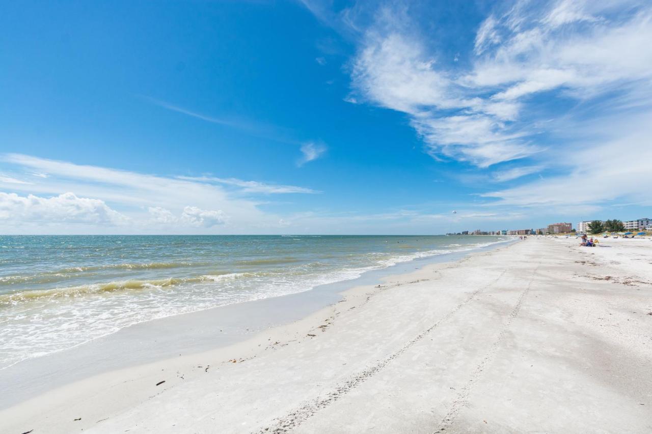407 Beach Place Condos St. Pete Beach Exterior foto